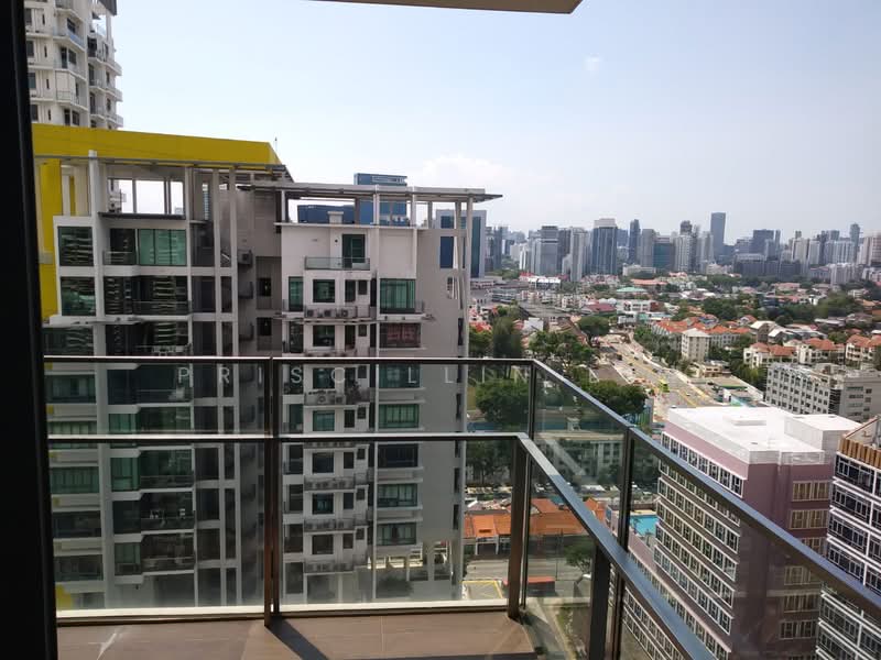 Vista Residences, 26 Jalan Datoh, 3 Bedrooms, 1,109 sqft, Condominium For Rent, by Priscillin Lim, 22112205 - PropertyGuru.com.sg