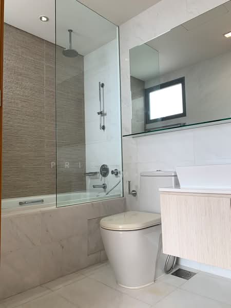 Vista Residences, 26 Jalan Datoh, 3 Bedrooms, 1,109 sqft, Condominium For Rent, by Priscillin Lim, 22112205 - PropertyGuru.com.sg