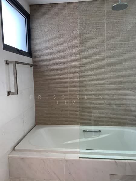 Vista Residences, 26 Jalan Datoh, 3 Bedrooms, 1,109 sqft, Condominium For Rent, by Priscillin Lim, 22112205 - PropertyGuru.com.sg