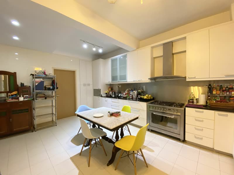 For Rent - Lien Towers