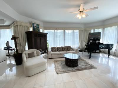 For Rent - Lien Towers