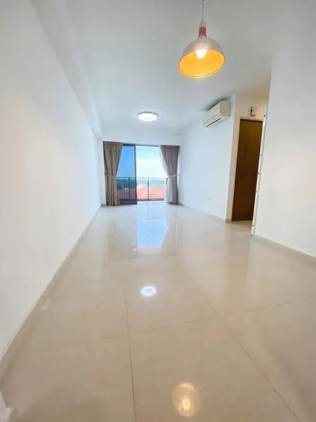 747A Bedok Reservoir Crescent, 747A Bedok Reservoir Crescent, Bedok / Upper East Coast, 4 Bedrooms, 1,130 sqft, HDB Flat For Rent, by Jerry Lin, 22114286 - Living Room - PropertyGuru.com.sg