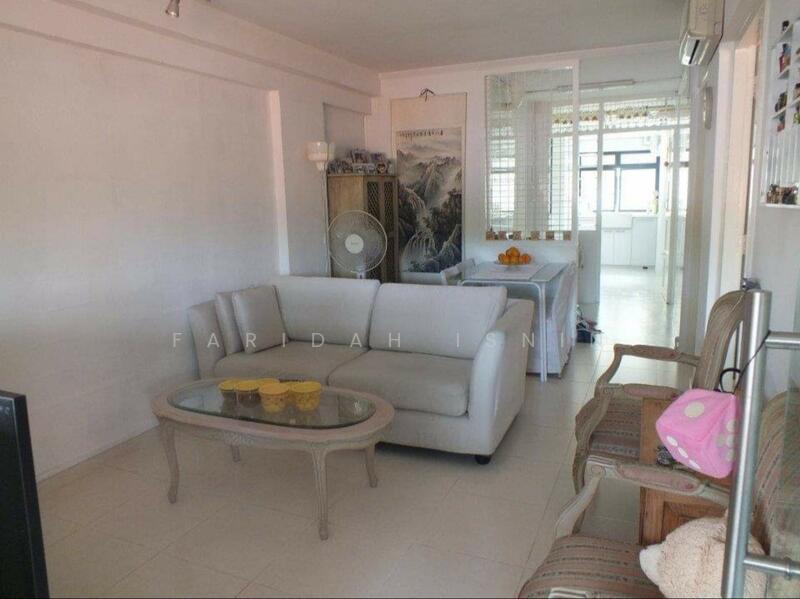 Living room & Dinning Room