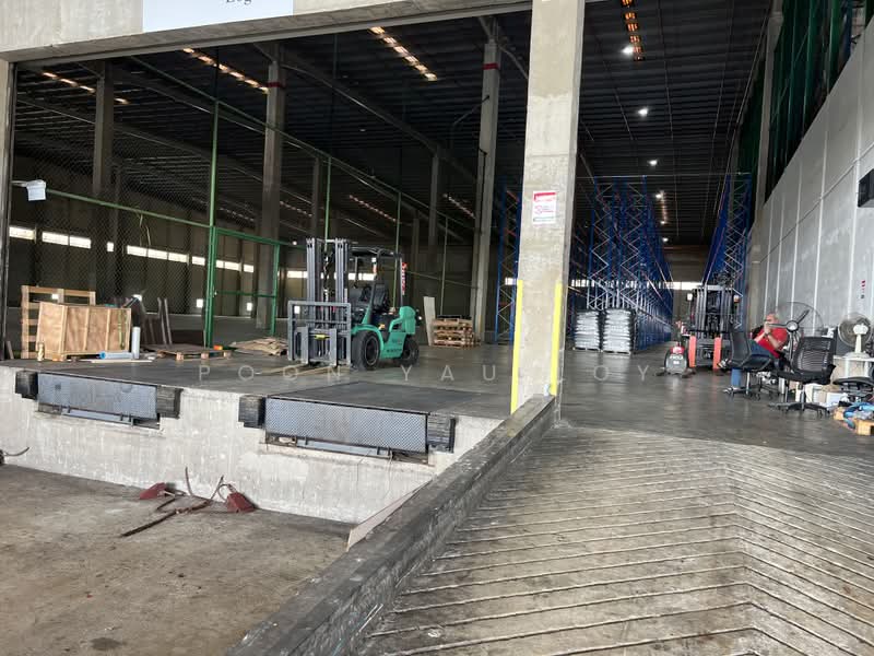 RAMP UP, loading bays ☑️☑️☑️ 16k /24k/42k /57k /92k/150k/ 200k sf, Contact 96820839. Ceiling12M, dedicated loading bays, 57,000 sqft, Factory / Workshop (B2) For Rent, by Poon Yau Loy, 22136797 - CommercialGuru.com.sg