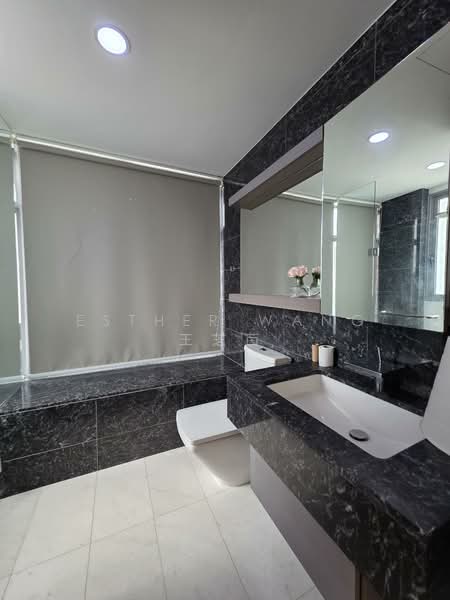 Starlight Suites Condominium For Sale at S$ 1,280,000 | PropertyGuru Singapore