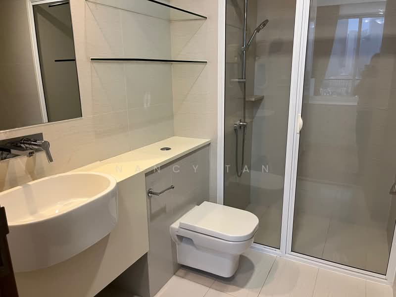 The Wharf Residence, 7 Tong Watt Road, 2 Bedrooms, 1,066 sqft, Condominium For Rent, by Nancy Tan, 22147573 - Master bathroom with Shower - PropertyGuru.com.sg