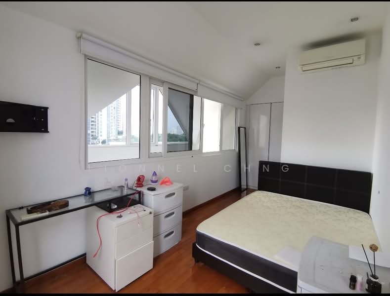 Suites @ Topaz, 3 Topaz Road, 2 Bedrooms, 1,152 sqft, Condominium For Sale, by Lionnel Chng, 22148333 - PropertyGuru.com.sg