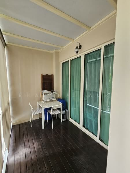 Watercolours Condominium For Sale at S$ 1,100,000 | PropertyGuru Singapore