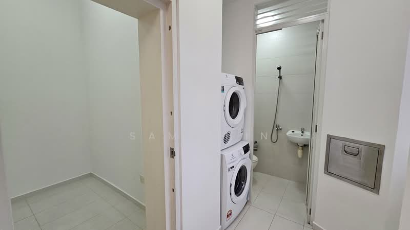 VIVA, 2 Suffolk Walk, 3 Bedrooms, 1,345 sqft, Condominium For Rent, by Sam Chin, 22150121 - PropertyGuru.com.sg