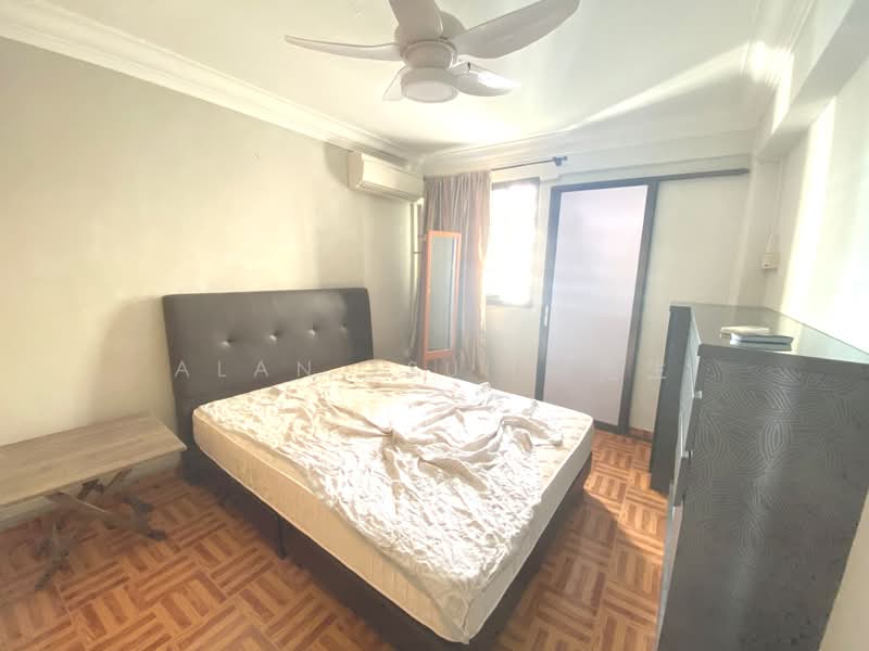 For Rent - 34 Whampoa West