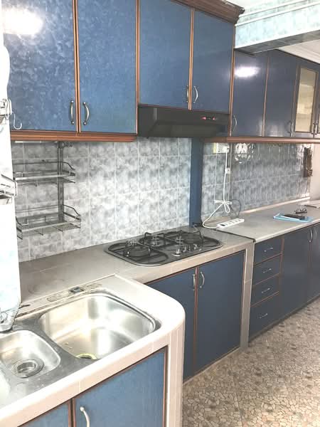 For Rent - 34 Whampoa West