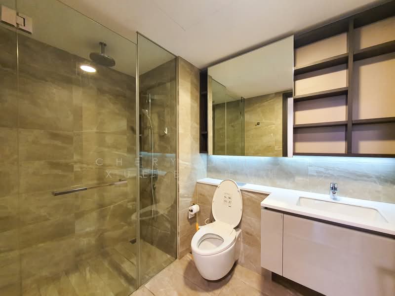 Lake Grande Condominium For Sale at S$ 1,200,000 | PropertyGuru Singapore