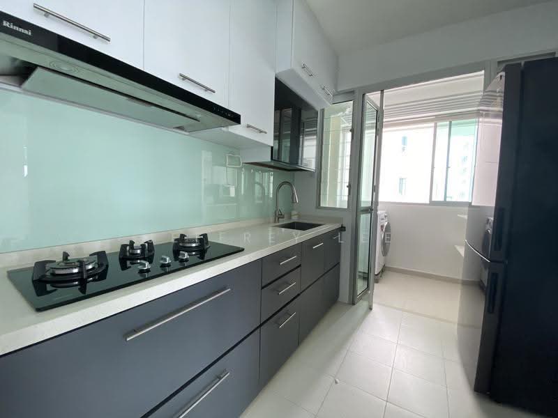 130B Lorong 1 Toa Payoh, 130B Lorong 1 Toa Payoh, Balestier / Toa Payoh, 2 Bedrooms, 700 sqft, HDB Flat For Rent, by Jeffrey Lee, 22157399 - Kitchen - PropertyGuru.com.sg