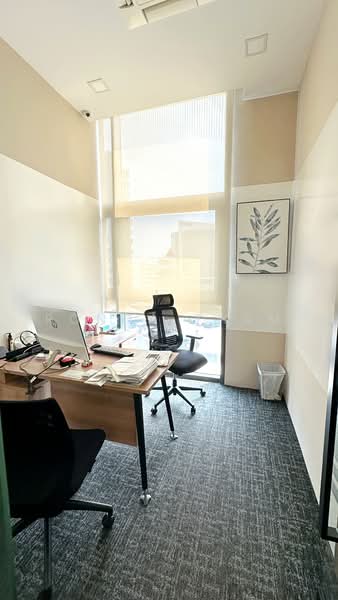 Reto Hertiage With Moden Touch - Khong Guan Building, , 2,153 sqft, Light Industrial (B1) For Rent, by Ronda Tham, 22161749 - CommercialGuru.com.sg