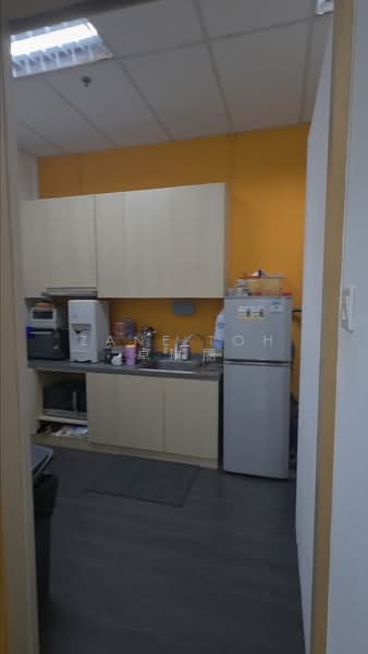 One Commonwealth, 1 Commonwealth Lane, 2,045 sqft, Factory / Workshop (B2) For Rent, by Zane Toh 卓琳丽, 22162390 - CommercialGuru.com.sg