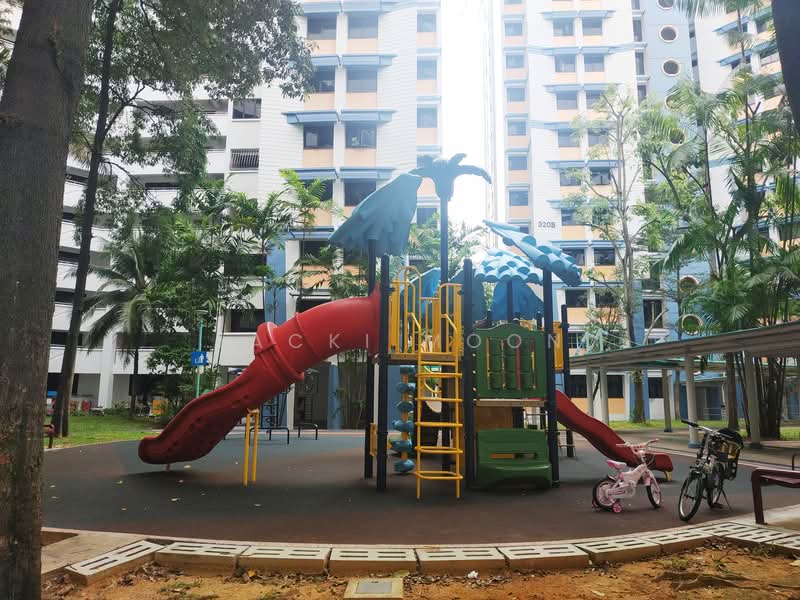 320B Anchorvale Drive, 320B Anchorvale Drive, 3 Bedrooms, 1,184 sqft, HDB Flat For Rent, by Jacki Moon, 22164233 - PropertyGuru.com.sg