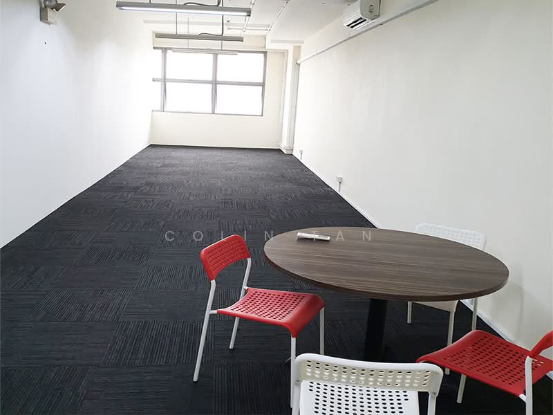 Woodlands Bizhub, 242 Woodlands Industrial Park E5, 350 sqft, Factory / Workshop (B2) For Rent, by Colin Tan, 22164467 - Woodlands Bizhub - Inside of 500sf room - CommercialGuru.com.sg