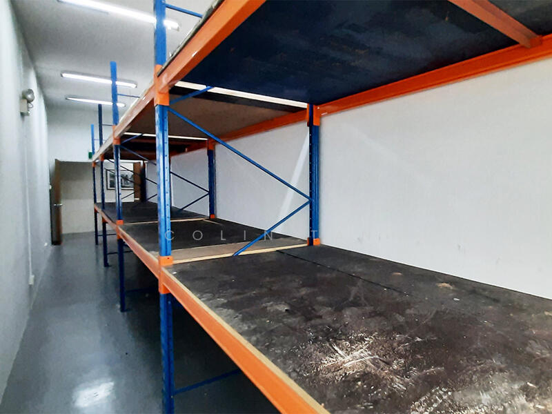 Woodlands Bizhub, 242 Woodlands Industrial Park E5, 350 sqft, Factory / Workshop (B2) For Rent, by Colin Tan, 22164467 - Woodlands Bizhub - Inside of 350sf room (1478cm x 204.5cm) - CommercialGuru.com.sg