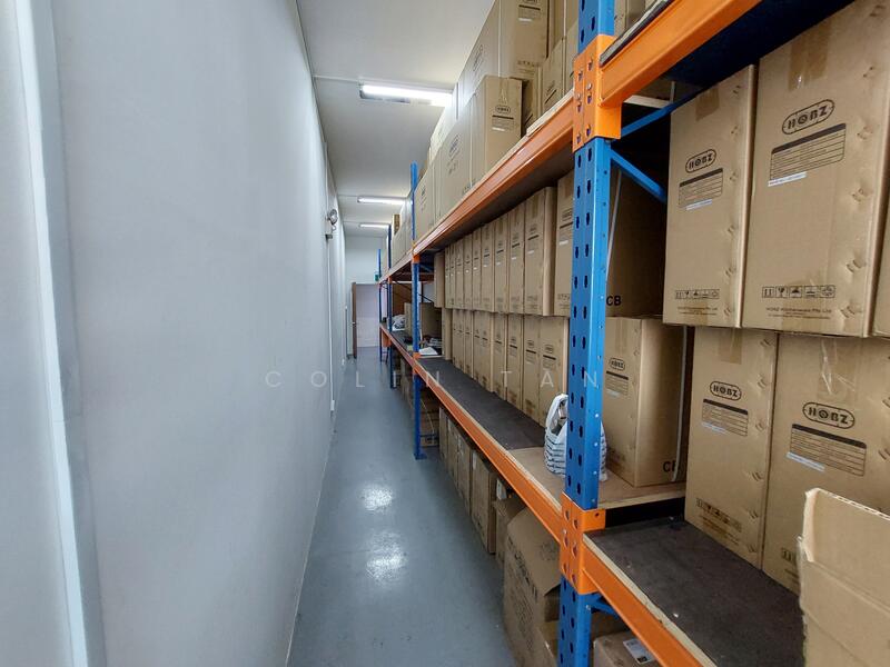 Woodlands Bizhub, 242 Woodlands Industrial Park E5, 350 sqft, Factory / Workshop (B2) For Rent, by Colin Tan, 22164467 - Woodlands Bizhub - Inside of 350sf room (1478cm x 204.5cm) - CommercialGuru.com.sg