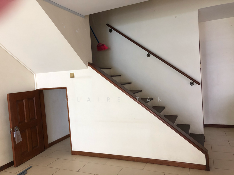 The Dairy Farm, 25 Dairy Farm Road, 4 Bedrooms, 2132 sqft, Condominium