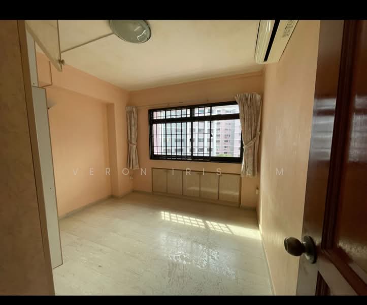 725 Woodlands Avenue 6, 725 Woodlands Avenue 6, 3 Bedrooms, 1,313 sqft, HDB Flat For Rent, by Veron Iris Lim, 22171547 - PropertyGuru.com.sg