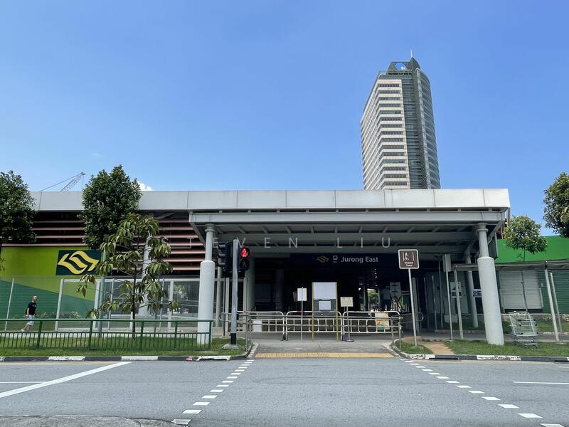 Jurong East Central Corner unit with 3 frontage long term tenant above 10 years, Jurong Gate Way Road, 2,800 sqft, Food & Beverage For Sale, by Steven Liu, 22174945 - CommercialGuru.com.sg