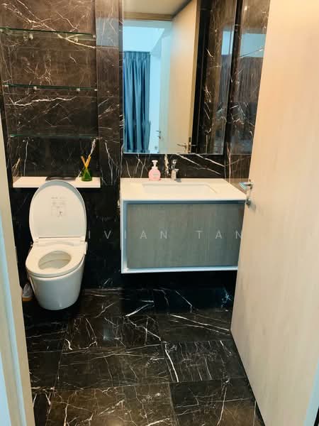 J Gateway, 2 Gateway Drive, 1 Bedroom, 474 sqft, Condominium For Rent, by Vivian Tan, 22180382 - PropertyGuru.com.sg