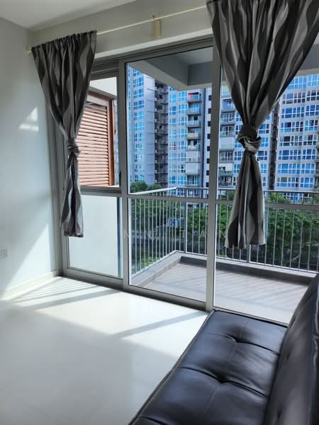 Q Bay Residences, 1 Tampines Street 86, 1 Bedroom, 517 sqft, Condominium For Rent, by Yann Tan, 22183918 - PropertyGuru.com.sg