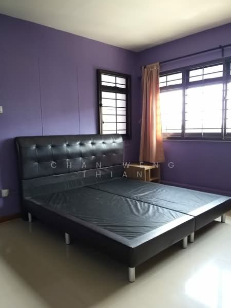 692A Choa Chu Kang Crescent, 692A Choa Chu Kang Crescent, 2 Bedrooms, 969 sqft, HDB Flat For Rent, by Chan Weng Thian, 22185208 - PropertyGuru.com.sg