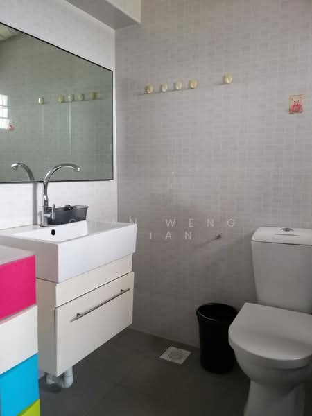 692A Choa Chu Kang Crescent, 692A Choa Chu Kang Crescent, 2 Bedrooms, 969 sqft, HDB Flat For Rent, by Chan Weng Thian, 22185208 - PropertyGuru.com.sg