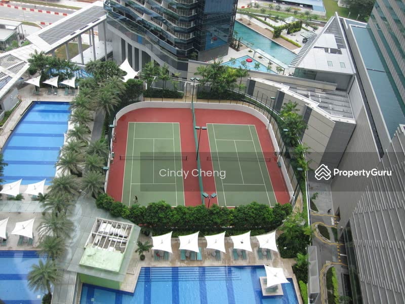 2 tennis courts