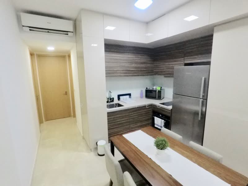 Commonwealth Towers, 230 Commonwealth Avenue, 2 Bedrooms, 689 sqft, Condominium For Rent, by Ryan Yeo, 22207348 - PropertyGuru.com.sg