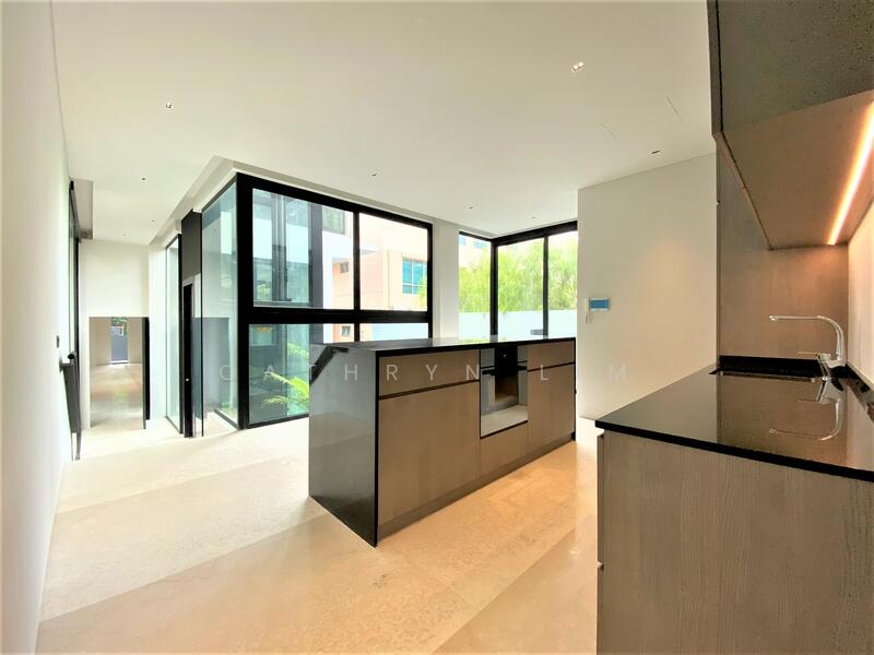 Gerald Drive, Gerald Drive, 7 Bedrooms, 10345 sqft, Landed Properties