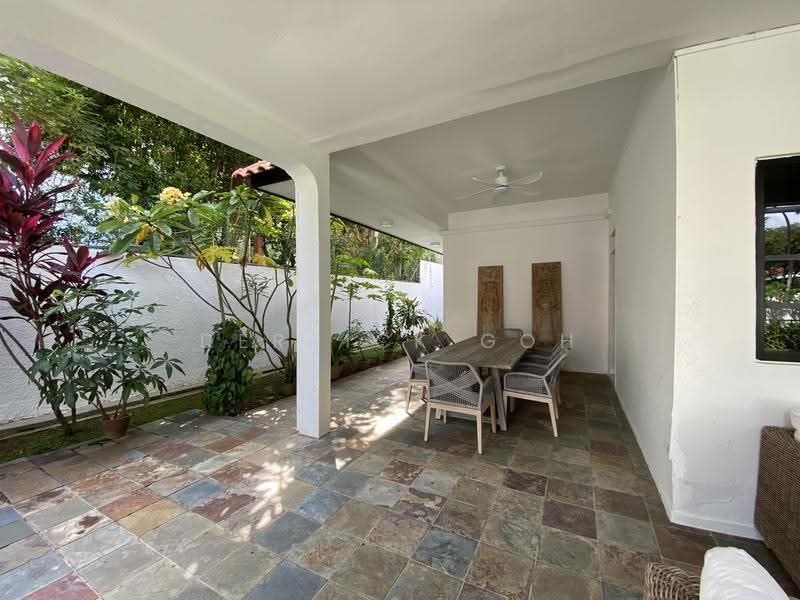 Shamrock Park, Namly Crescent, Tanglin / Holland / Bukit Timah, 6 Bedrooms, 4,993 sqft, Detached House For Rent, by Derrick Goh, 22210205 - PropertyGuru.com.sg