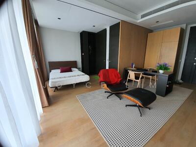 For Rent - OUE Twin Peaks