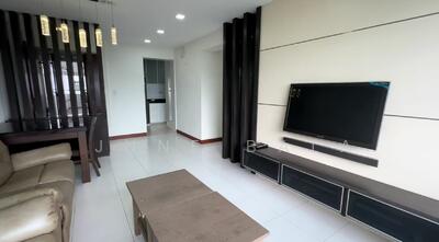 For Rent - 18A Holland Drive