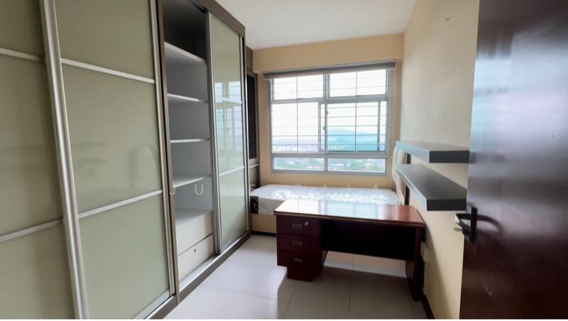 18A Holland Drive, 18A Holland Drive, 3 Bedrooms, 990 sqft, HDB Flat For Rent, by June Bala, 22219072 - PropertyGuru.com.sg