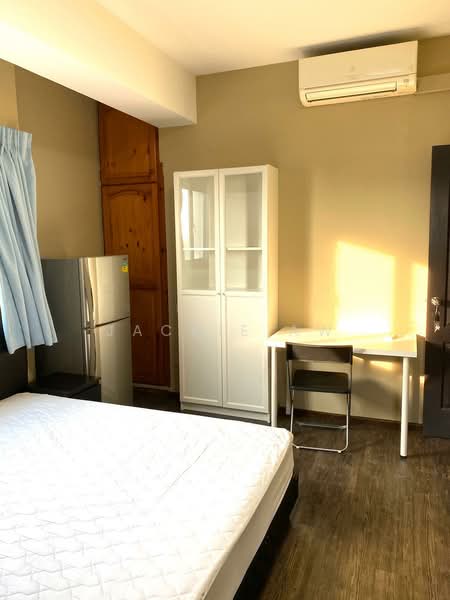 Sherwood Towers, 3 Jalan Anak Bukit, Clementi Park / Upper Bukit Timah, Room Rental, 150 sqft, Apartment For Rent, by Jackie Aw, 22221540 - PropertyGuru.com.sg