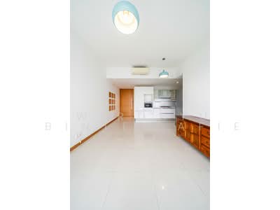 For Rent - Leonie Suites