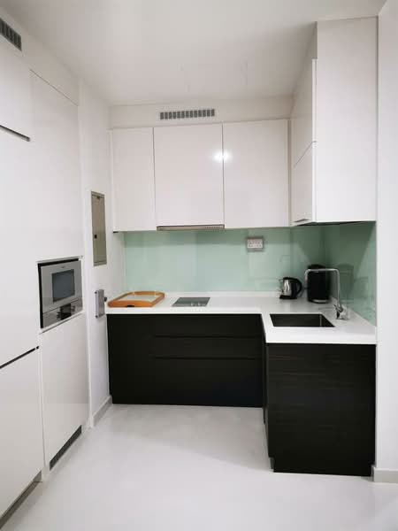 Eon Shenton, 70 Shenton Way, 2 Bedrooms, 538 sqft, Condominium For Rent, by Axel Ong, 22225277 - PropertyGuru.com.sg