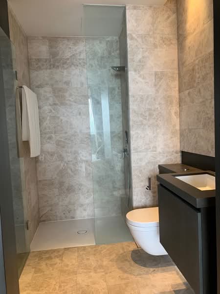 OUE Twin Peaks Condominium For Sale at S$ 1,262,700 | PropertyGuru Singapore