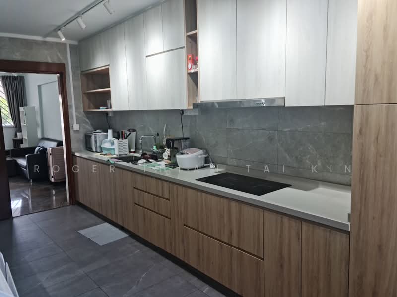445 Tampines Street 42, 445 Tampines Street 42, 2 Bedrooms, 688 sqft, HDB Flat For Rent, by Roger TTK, 22227467 - PropertyGuru.com.sg