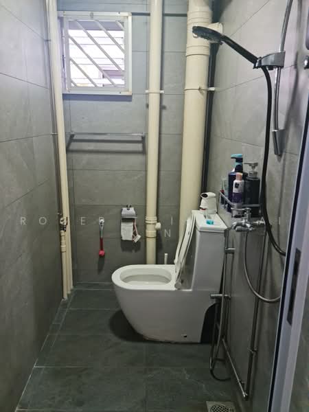 445 Tampines Street 42, 445 Tampines Street 42, 2 Bedrooms, 688 sqft, HDB Flat For Rent, by Roger TTK, 22227467 - PropertyGuru.com.sg