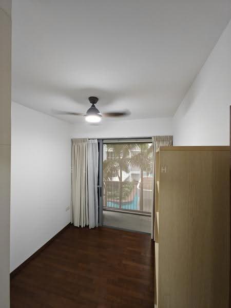 Arc at Tampines, 19 Tampines Avenue 8, Pasir Ris / Tampines, 4 Bedrooms, 1,496 sqft, Executive Condominium For Rent, by Felix Koh, 22231313 - Balcony - PropertyGuru.com.sg
