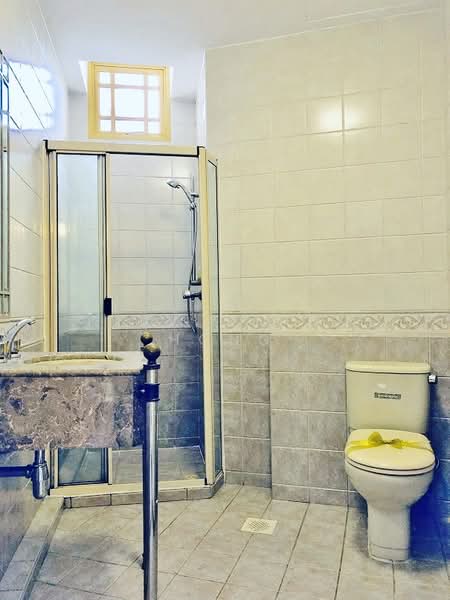 Orange Regency, 101 Fernhill Road, 4 Bedrooms, 1,776 sqft, Apartment For Rent, by Lawrence Hong, 22233299 - PropertyGuru.com.sg