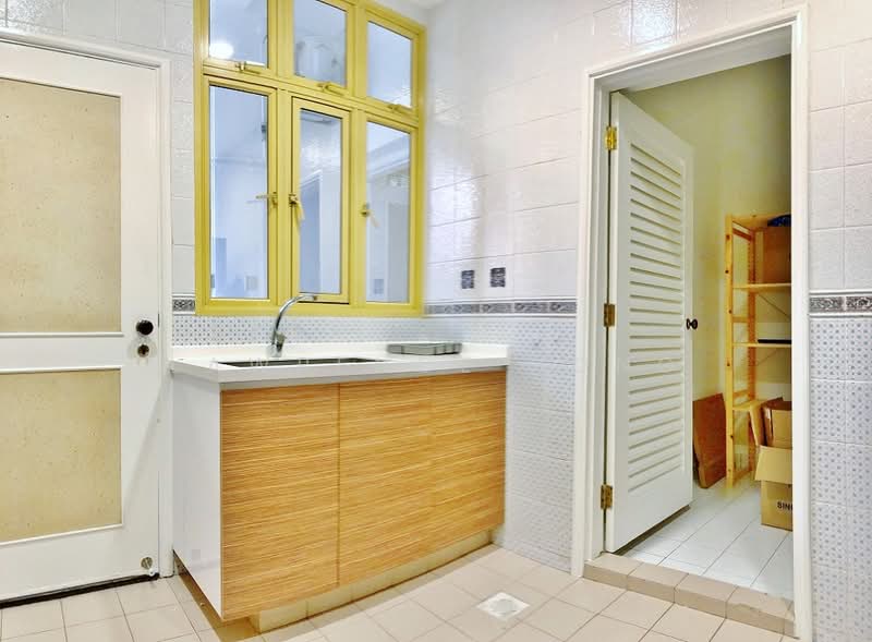 Orange Regency, 101 Fernhill Road, 4 Bedrooms, 1,776 sqft, Apartment For Rent, by Lawrence Hong, 22233299 - PropertyGuru.com.sg