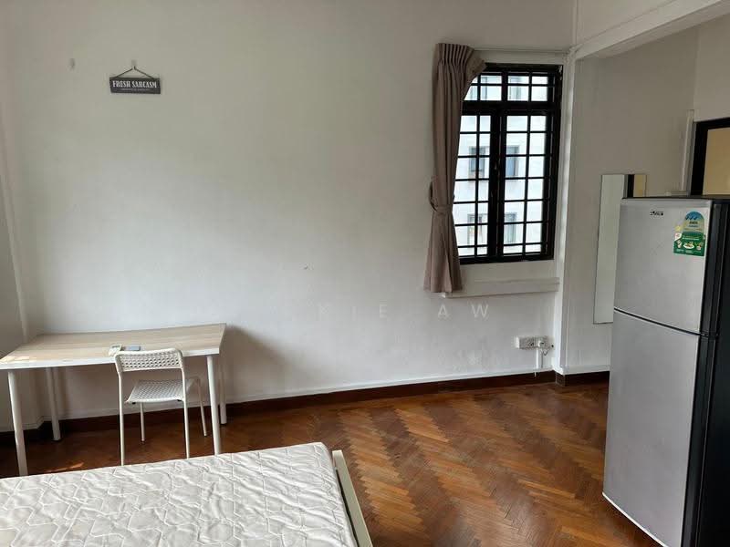 Kim Sia Court, 1 Jalan Jintan, Orchard / River Valley, 1 Bedroom, 200 sqft, Apartment For Rent, by Jackie Aw, 22233604 - Bedroom - PropertyGuru.com.sg