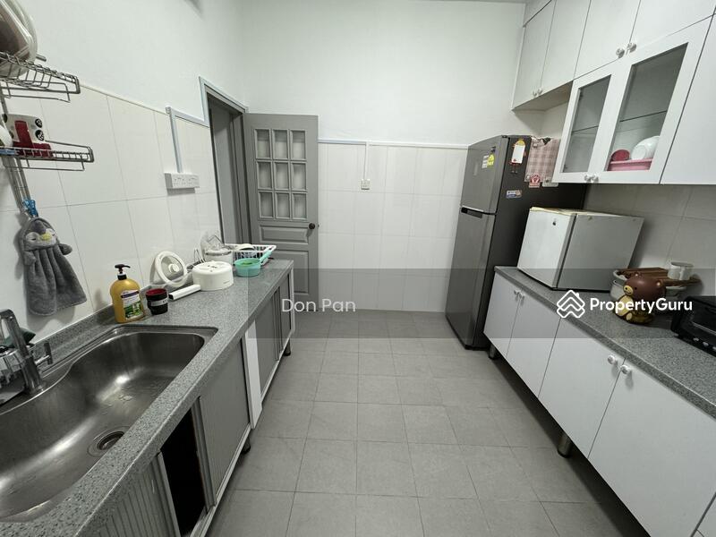 For Rent - The Windsor