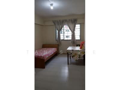 For Rent - 163 Tampines Street 12