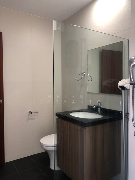 Spanish Village, 62 Farrer Road, 3 Bedrooms, 2,056 sqft, Condominium For Rent, by Helen Herryanto, 22244165 - PropertyGuru.com.sg